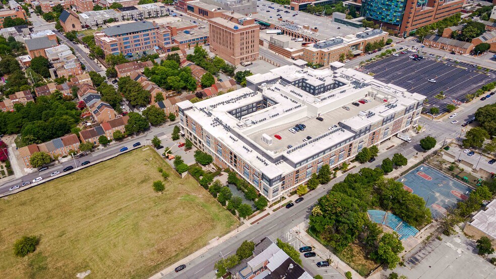 More Photos Of 101 N Wolfe St, Baltimore Apartments For Lease