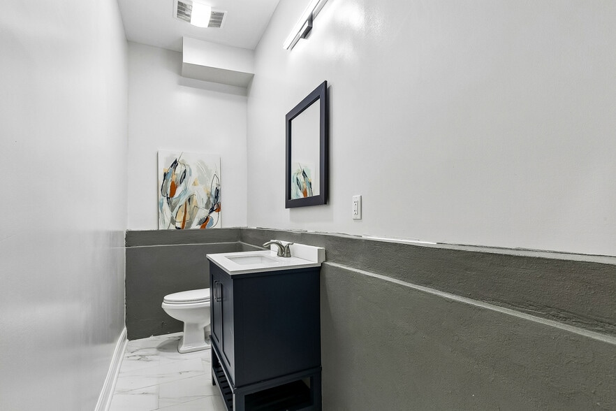 More Photos Of 1100 N Broad Ave, New Orleans Storefront Retail Residential For Sale