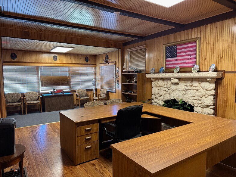 More Photos Of 1000 S Ridgewood Ave, Daytona Beach Office Residential For Sale