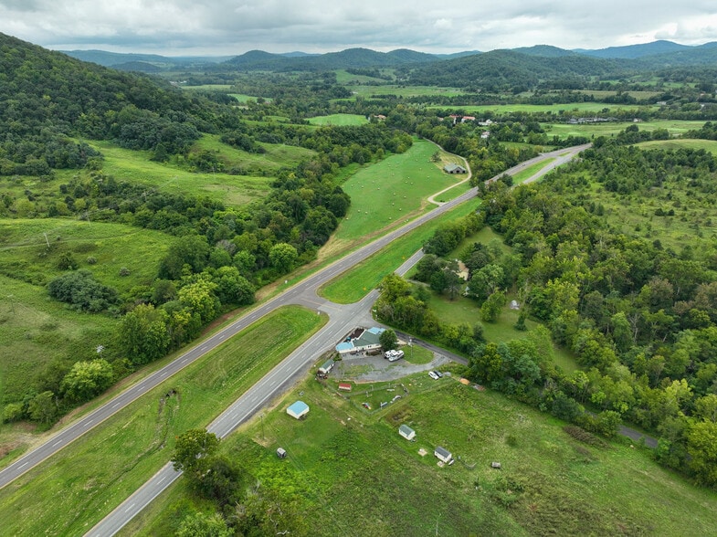 More Photos Of 12167 Lee Hwy, Sperryville Veterinarian Kennel For Sale