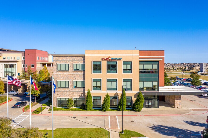 More Photos Of 4370 Medical Arts Dr, Flower Mound Medical For Lease