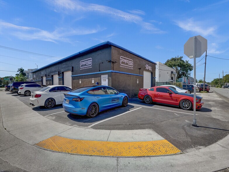 More Photos Of 15-21 NW 9th Ave, Fort Lauderdale Warehouse For Sale