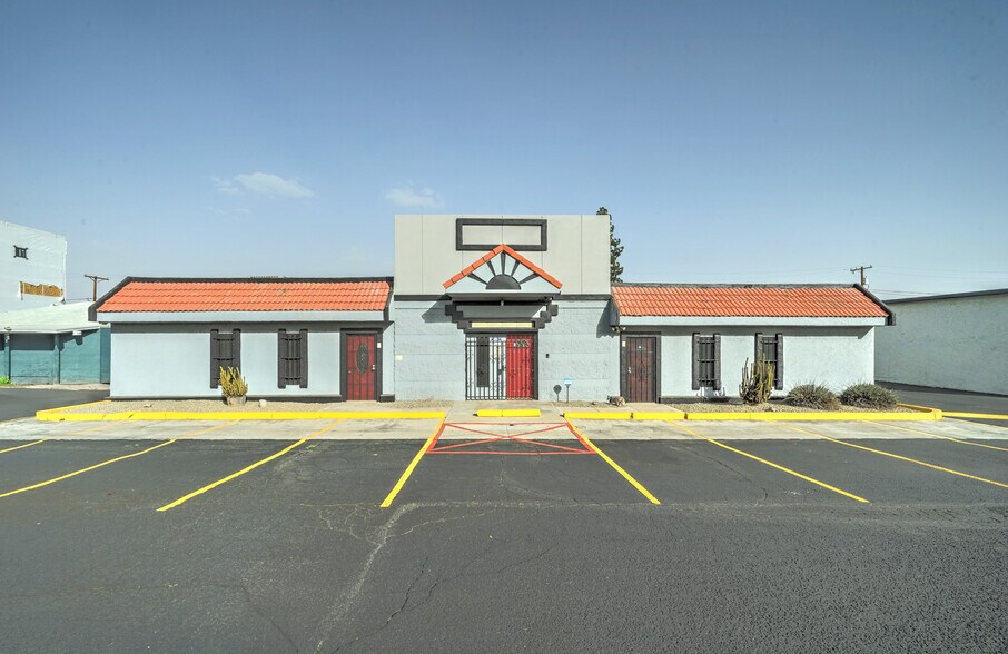 More Photos Of 6721 N Black Canyon Fwy, Phoenix Office Residential For Sale