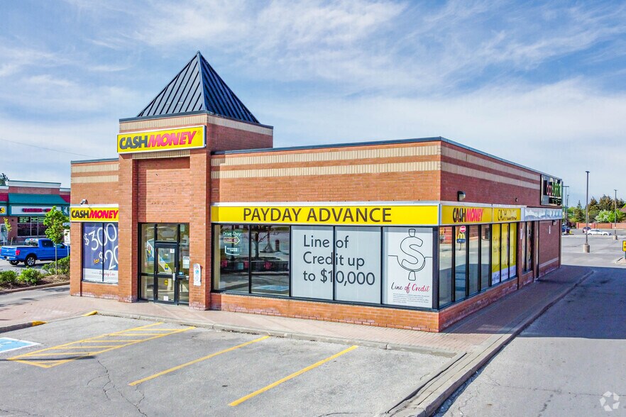 Primary Photo Of 7686 Hurontario St, Brampton Bank For Lease