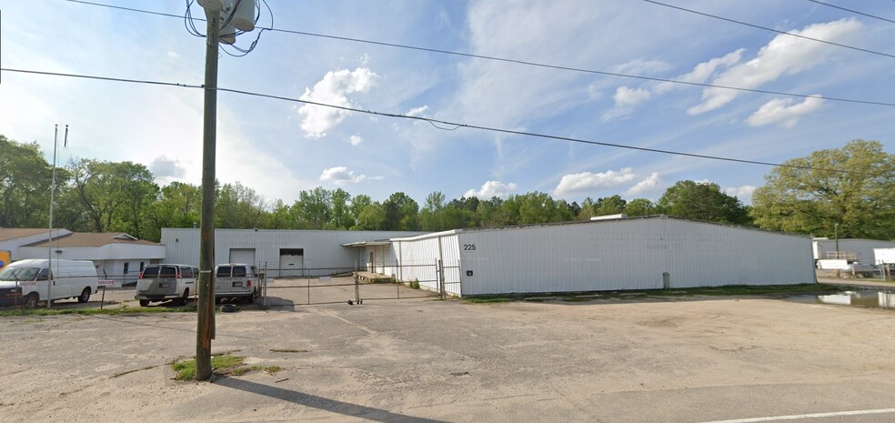 Primary Photo Of 225 Dunn Rd, Fayetteville Industrial For Sale