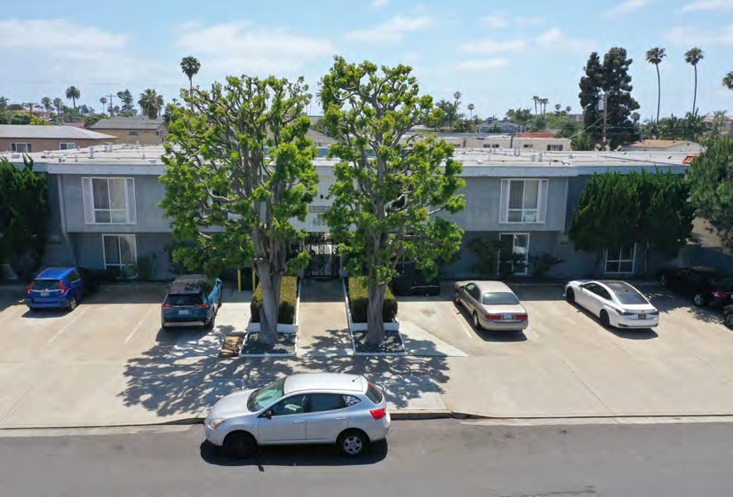 More Photos Of 4935 Niagara Ave, San Diego Apartments For Sale