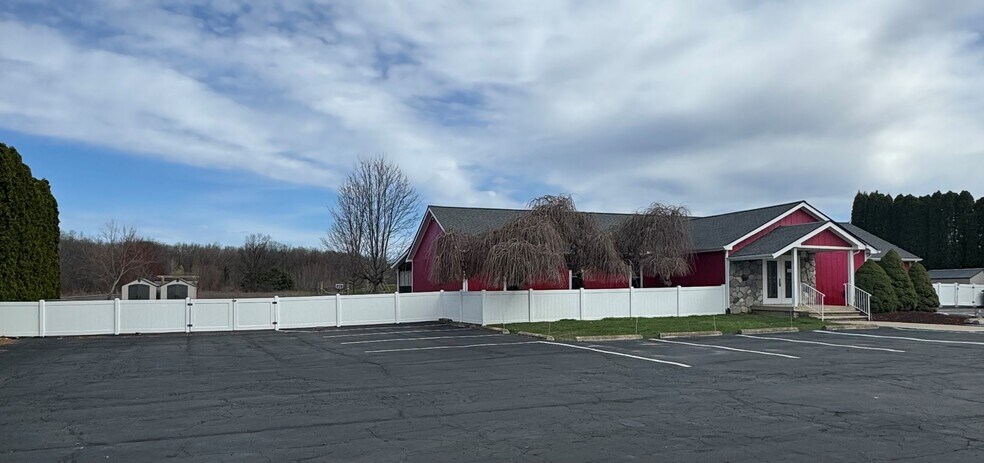 More Photos Of 120 W Willis Rd, Saline Specialty For Sale