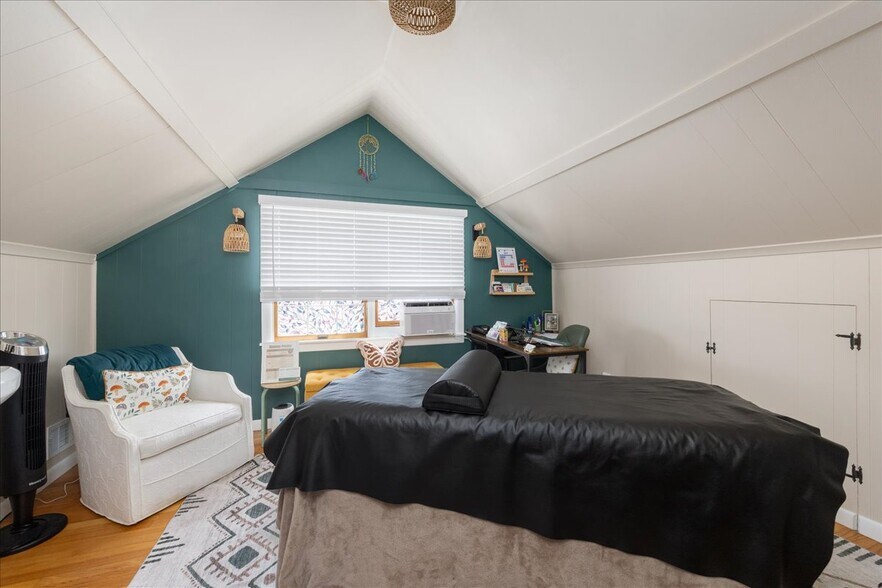 More Photos Of 7158 Transit Rd, Buffalo Freestanding For Sale