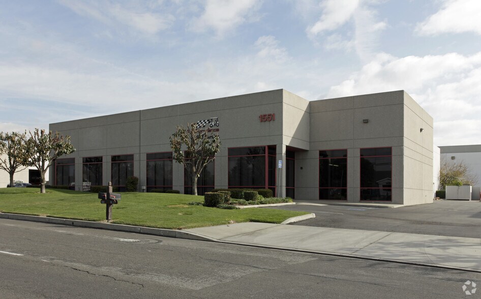 Primary Photo Of , Ontario Industrial For Sale