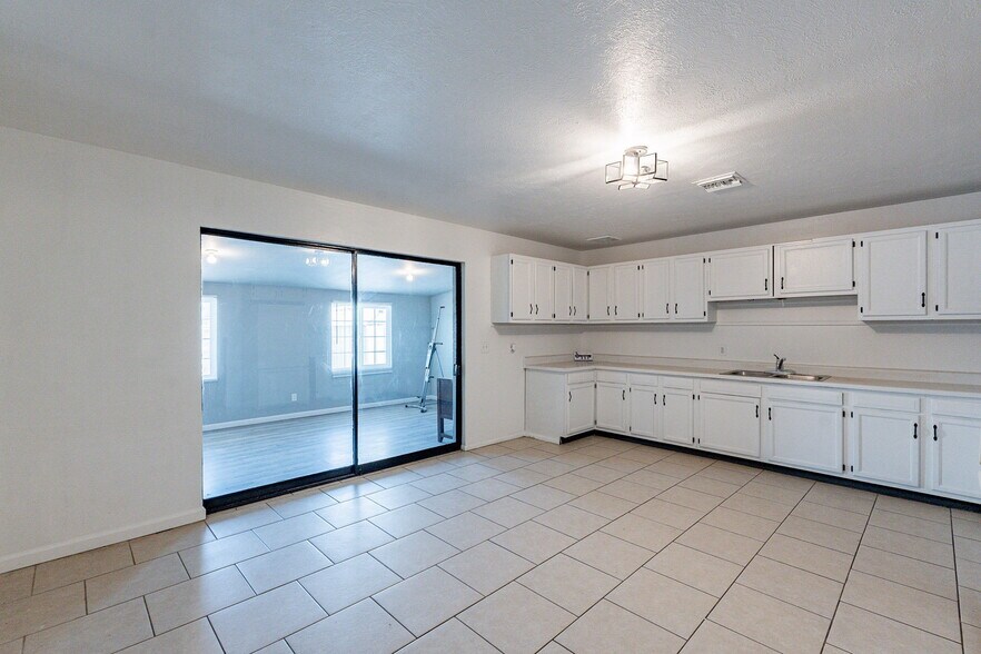More Photos Of 3115 N 55th Ave, Phoenix Apartments For Sale
