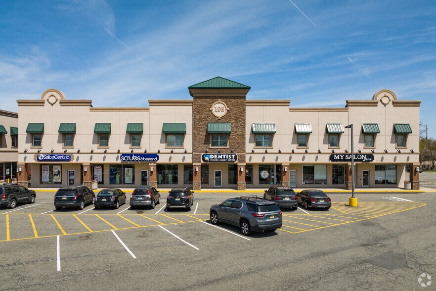 More Photos Of 195 Route 46, Totowa Unknown For Lease