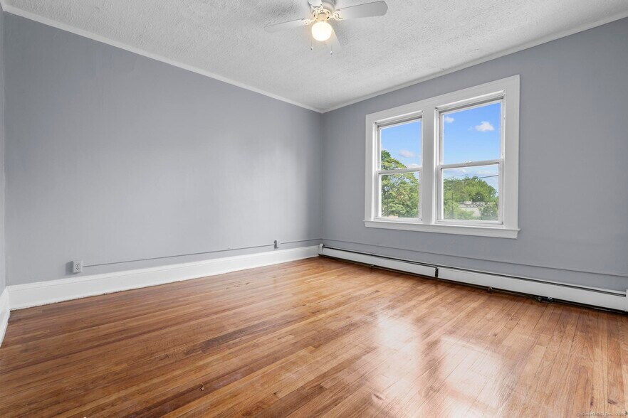 More Photos Of 36-38 School St, Hartford Apartments For Sale