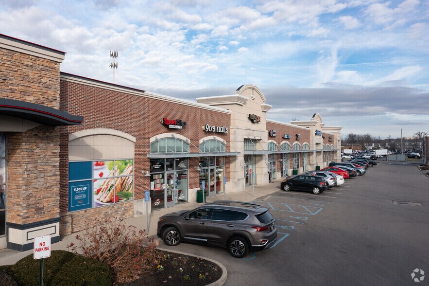 More Photos Of 11255 Reed Hartman Hwy, Blue Ash Unknown For Lease