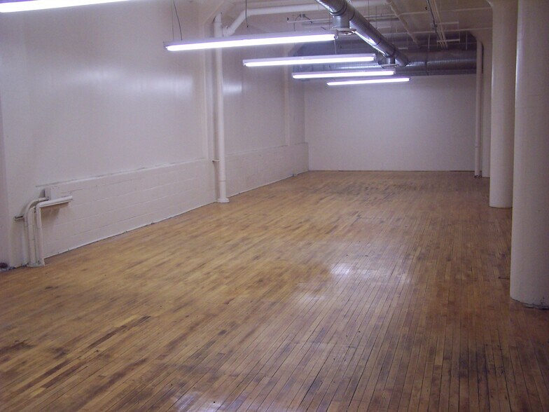 More Photos Of 30 Hart St, Rochester Office For Lease