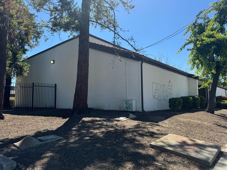 More Photos Of 1868-1872 Stone Ave, San Jose Manufacturing For Lease