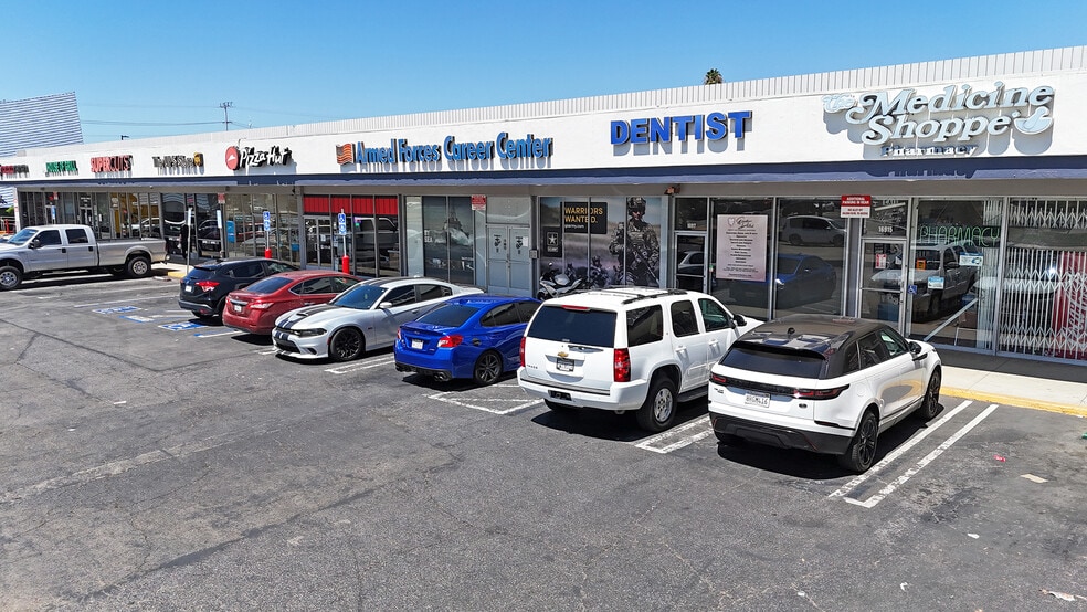 More Photos Of 16909-16933 Devonshire St, Granada Hills Unknown For Lease