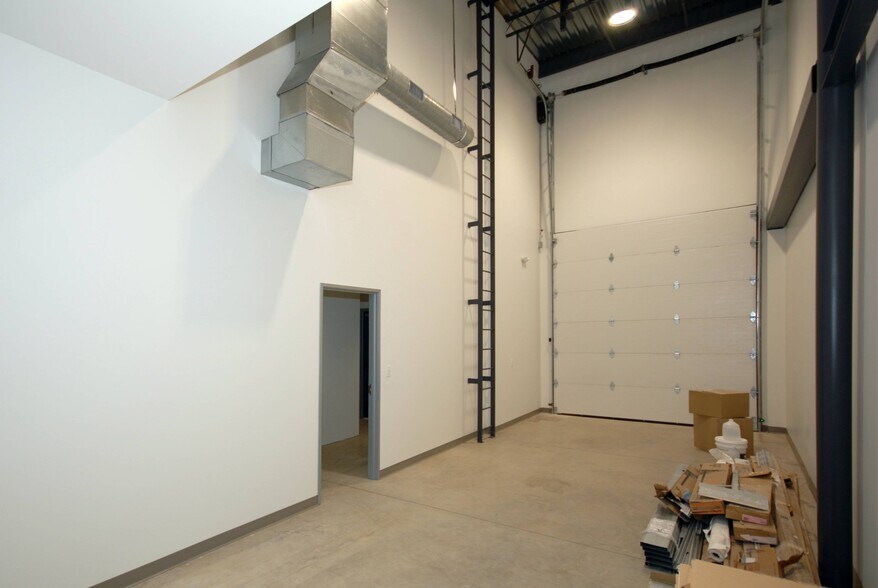 More Photos Of 4245 Marsh Ridge Rd, Carrollton Loft Creative Space For Sale