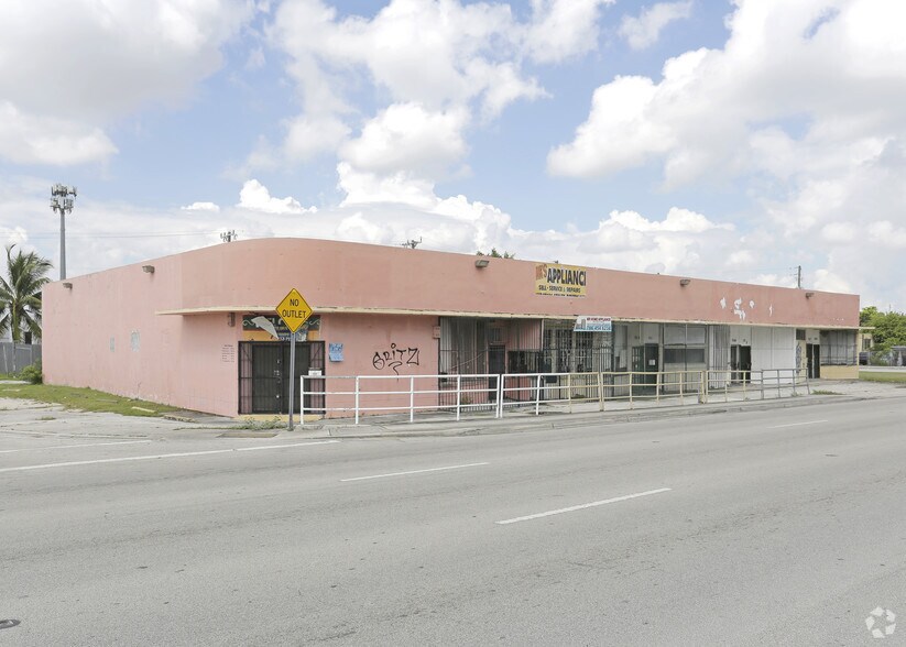 More Photos Of 7604-7636 NW 22nd Ave, Miami Storefront For Lease