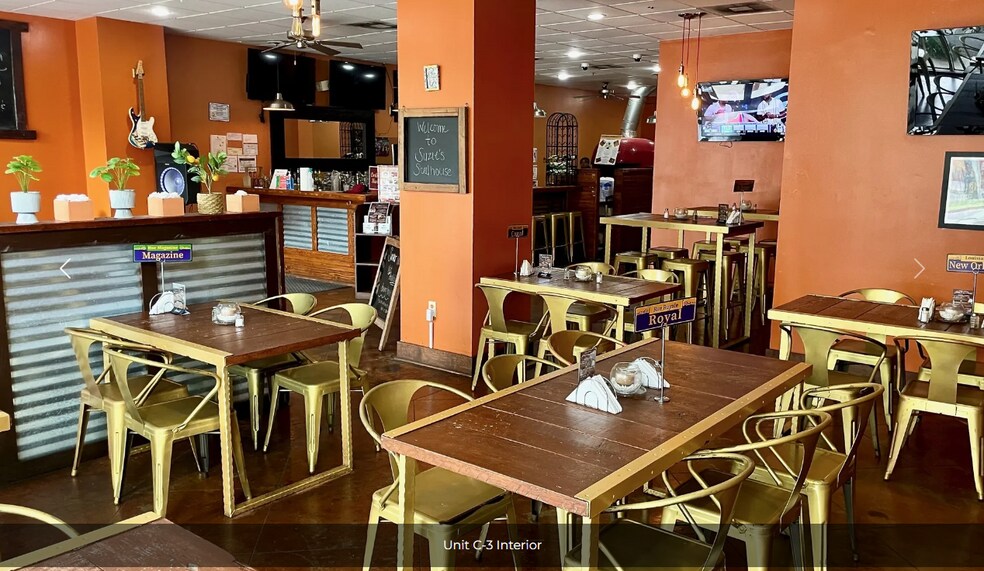 More Photos Of 1205 Saint Charles Ave, New Orleans Apartments For Sale