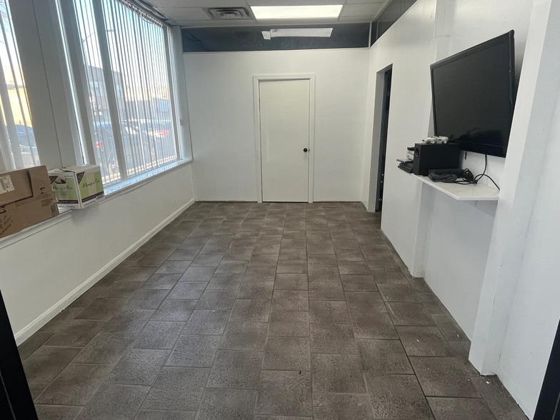 More Photos Of 5245 W Diversey Ave, Chicago Industrial For Sale