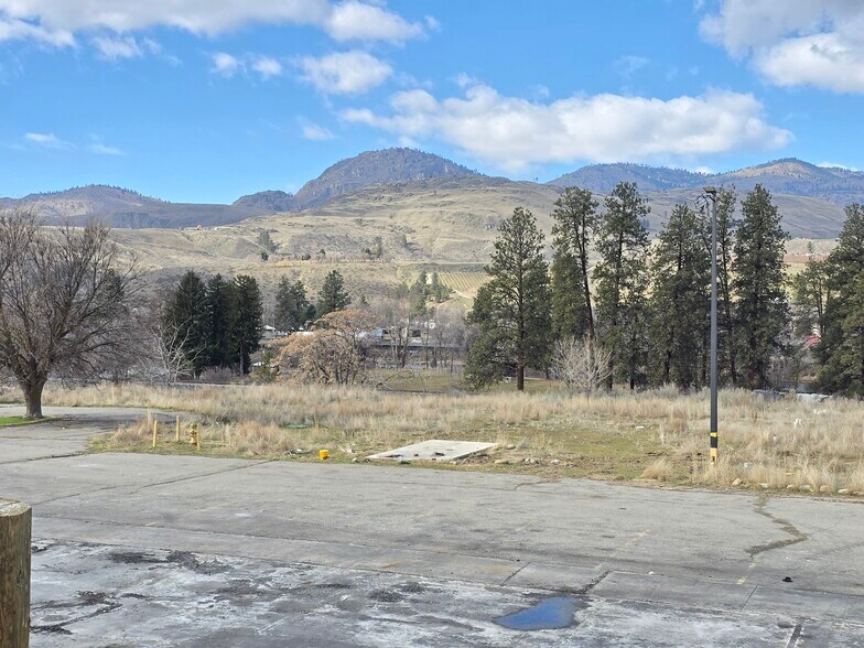 Primary Photo Of 11 Apple Way rd, Okanogan Land For Sale