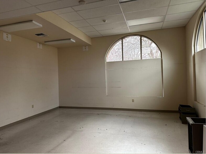 More Photos Of 132 Mission Ranch Blvd, Chico Office For Lease