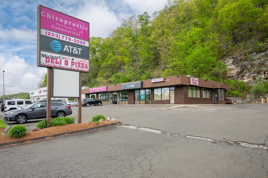 More Photos Of 132 Federal Rd, Danbury Storefront For Lease