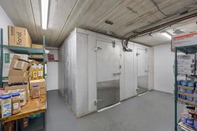 More Photos Of 5229 Madison Rd, Cincinnati Storefront Retail Office For Lease