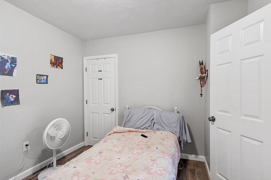 More Photos Of 36-38 Houghton St, Worcester Apartments For Sale