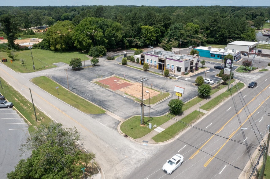 More Photos Of 5905 Yadkin Rd, Fayetteville Land For Sale