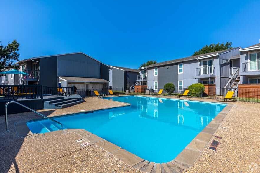 More Photos Of 6402 Albany Ave, Lubbock Apartments For Sale