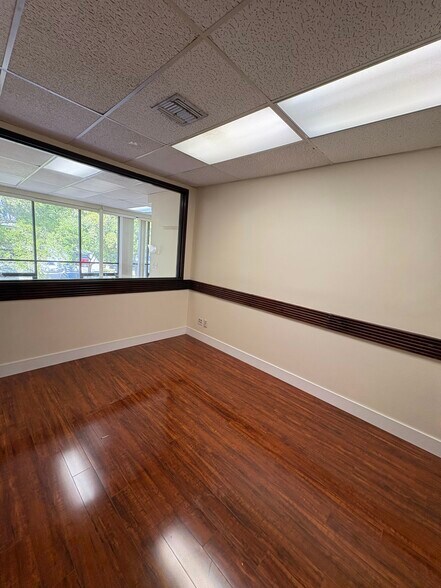 More Photos Of 7501 NW 4th St, Plantation Office For Lease
