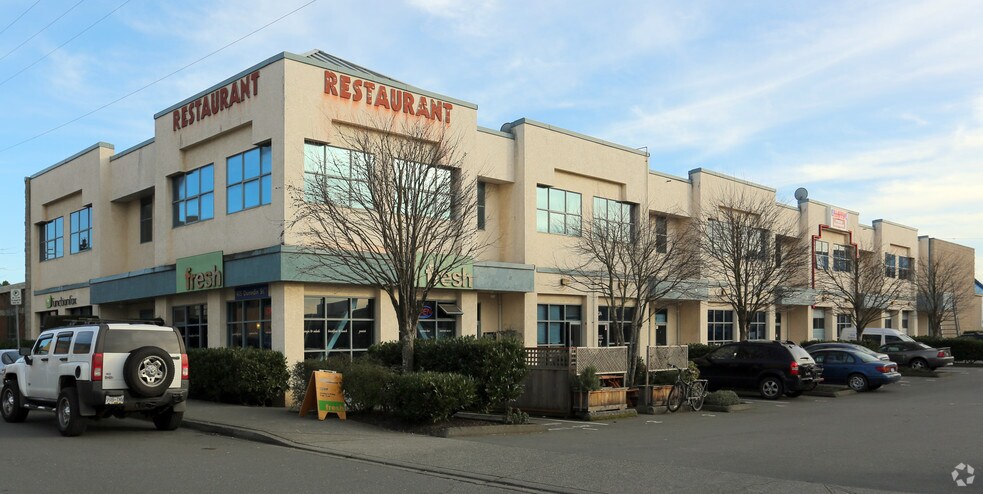 More Photos Of 415 Dunedin St, Victoria Storefront Retail Office For Lease