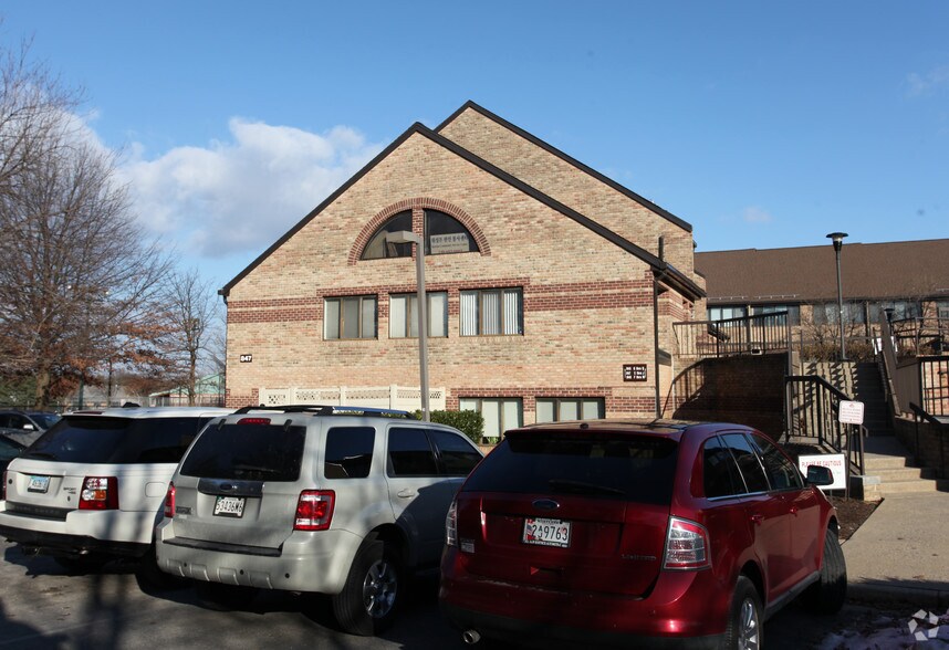 More Photos Of 847 Quince Orchard Blvd, Gaithersburg Medical For Lease