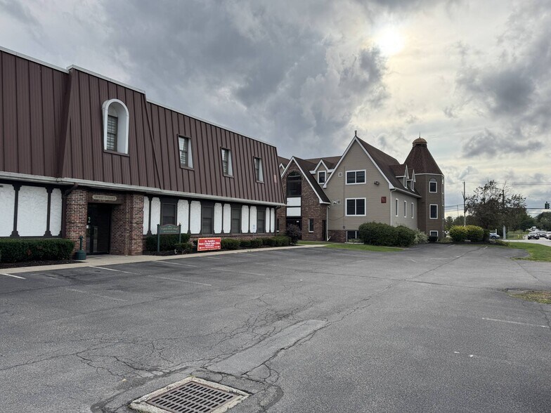 More Photos Of 338 Harris Hill Rd, Buffalo Office For Lease