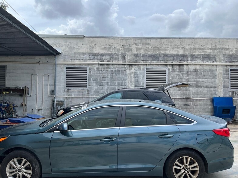 More Photos Of 2195 NW 27th Ave, Miami Freestanding For Sale