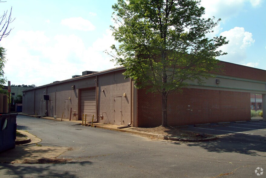 More Photos Of 4501 Williamsburg Rd, Richmond General Retail For Lease