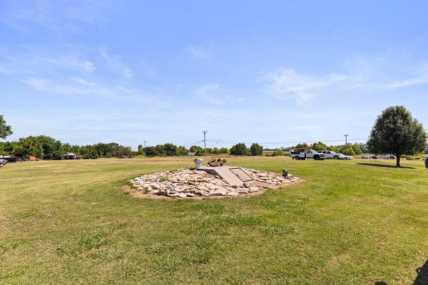 More Photos Of 21507 S Highway 69, Afton Industrial For Sale