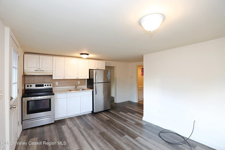 More Photos Of 181 Glenerie Blvd, Saugerties Apartments For Sale