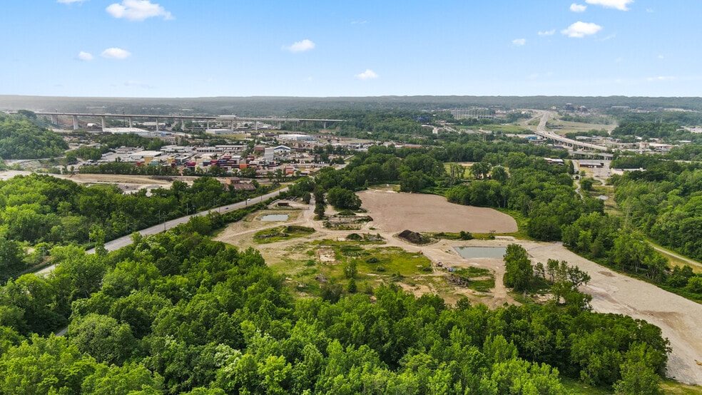 More Photos Of 5000 Warner Rd, Garfield Heights Land For Sale