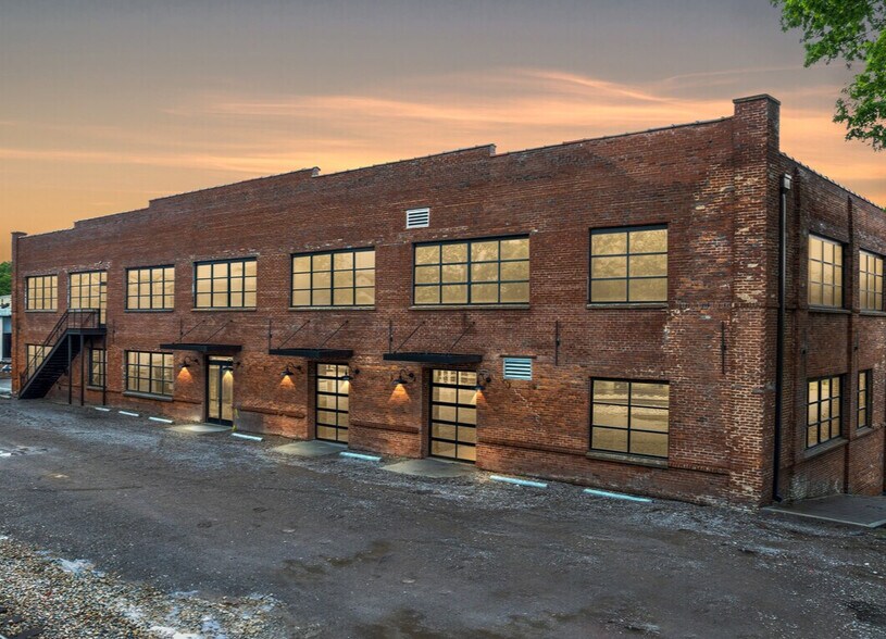 Primary Photo Of 706 19th Ave N, Nashville Office For Lease
