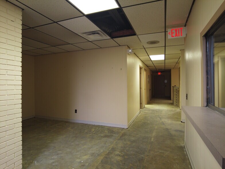 More Photos Of 215-225 S Allison Ave, Xenia Medical For Sale