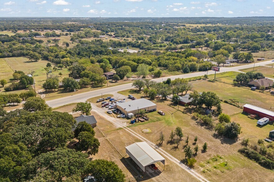 More Photos Of 2410 FM 731, Burleson Showroom For Sale