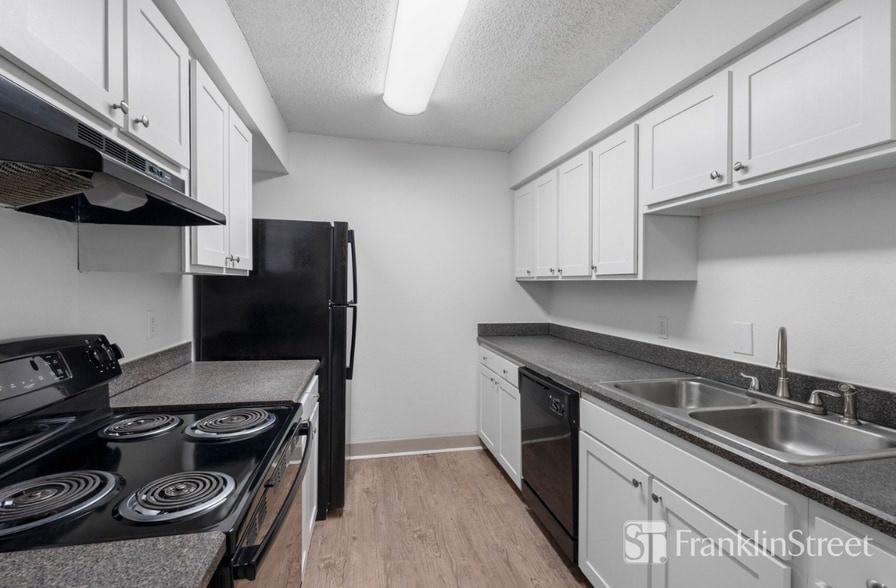 More Photos Of 1756 S Clyde Morris Blvd, Daytona Beach Apartments For Sale