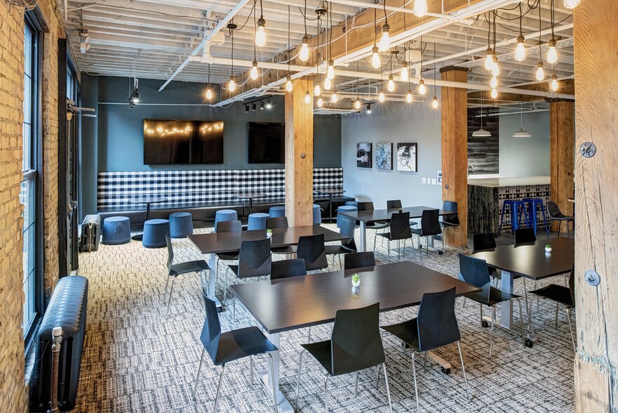 More Photos Of 212 3rd Ave N, Minneapolis Office For Lease
