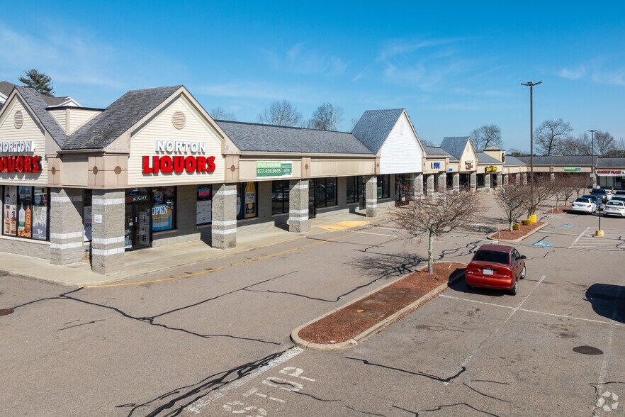 More Photos Of 173-177 Mansfield Ave, Norton Unknown For Lease