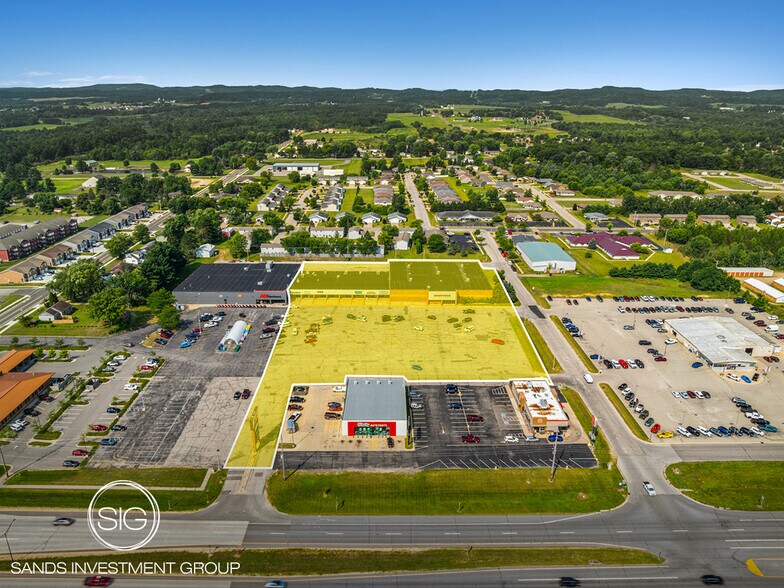 Primary Photo Of 1110-1122 N Superior Ave, Tomah Storefront For Sale