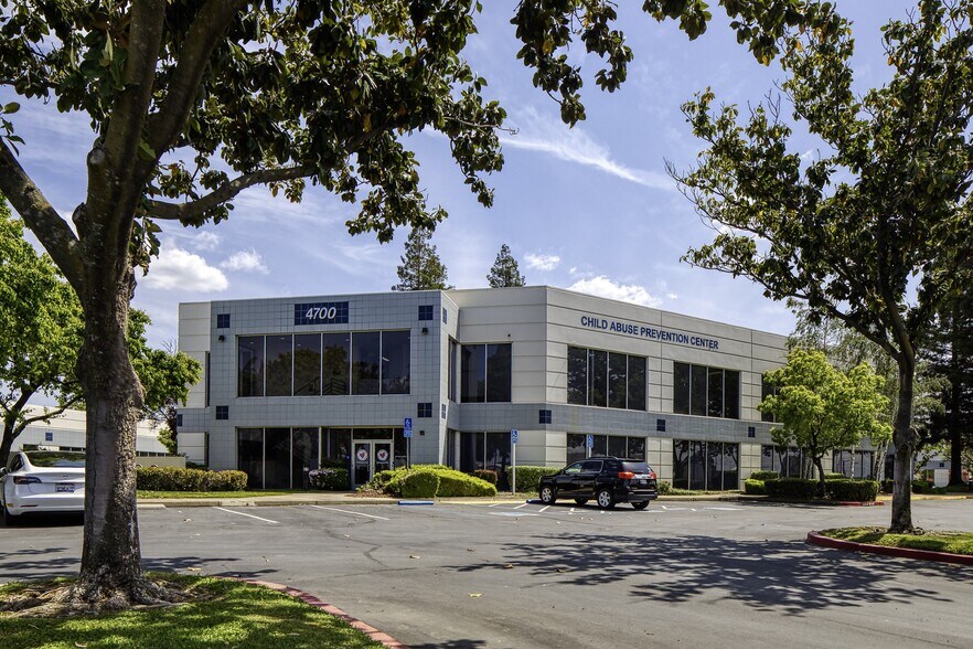 Primary Photo Of 4700 Roseville Rd, North Highlands Office For Lease