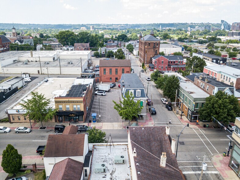 More Photos Of 22-24 E 7th St, Newport Storefront Retail Office For Sale