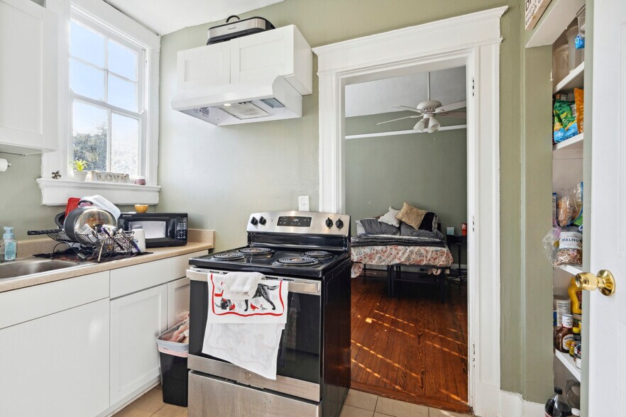 More Photos Of 2833 Napoleon Ave, New Orleans Apartments For Sale